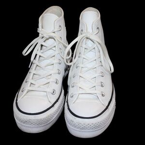 Converse Chuck Taylor All Star Leather Platform High Tops Women’s 7
